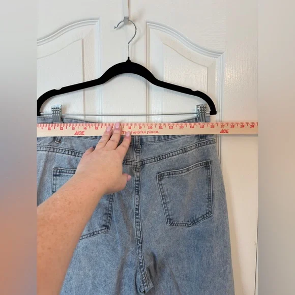 Shein Light Blue Stonewashed Straight Wide Leg Jeans Women’s XL US 12 Denim - Picture 3 of 9